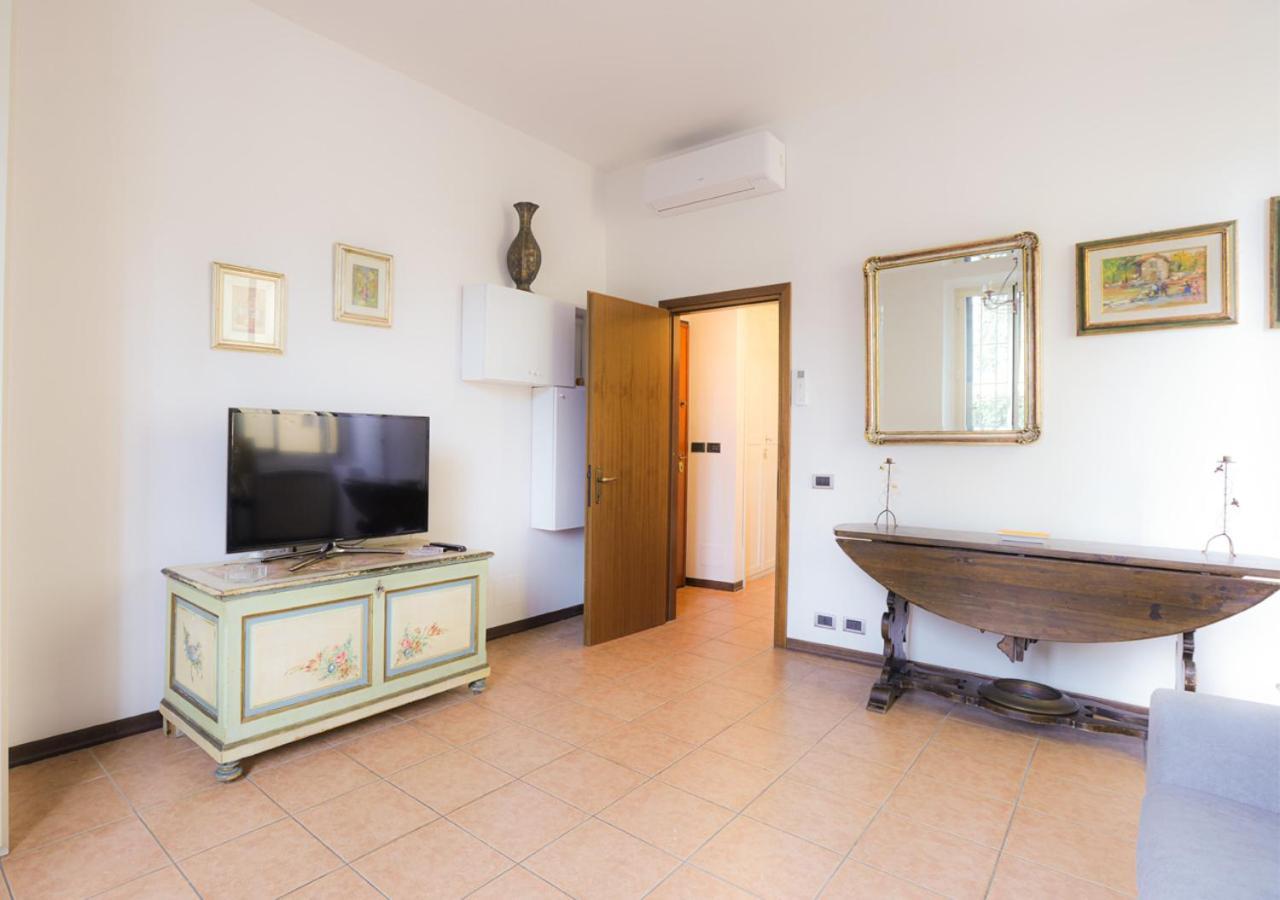 Dimora Rebecca - Near Center Apartamento Florencia